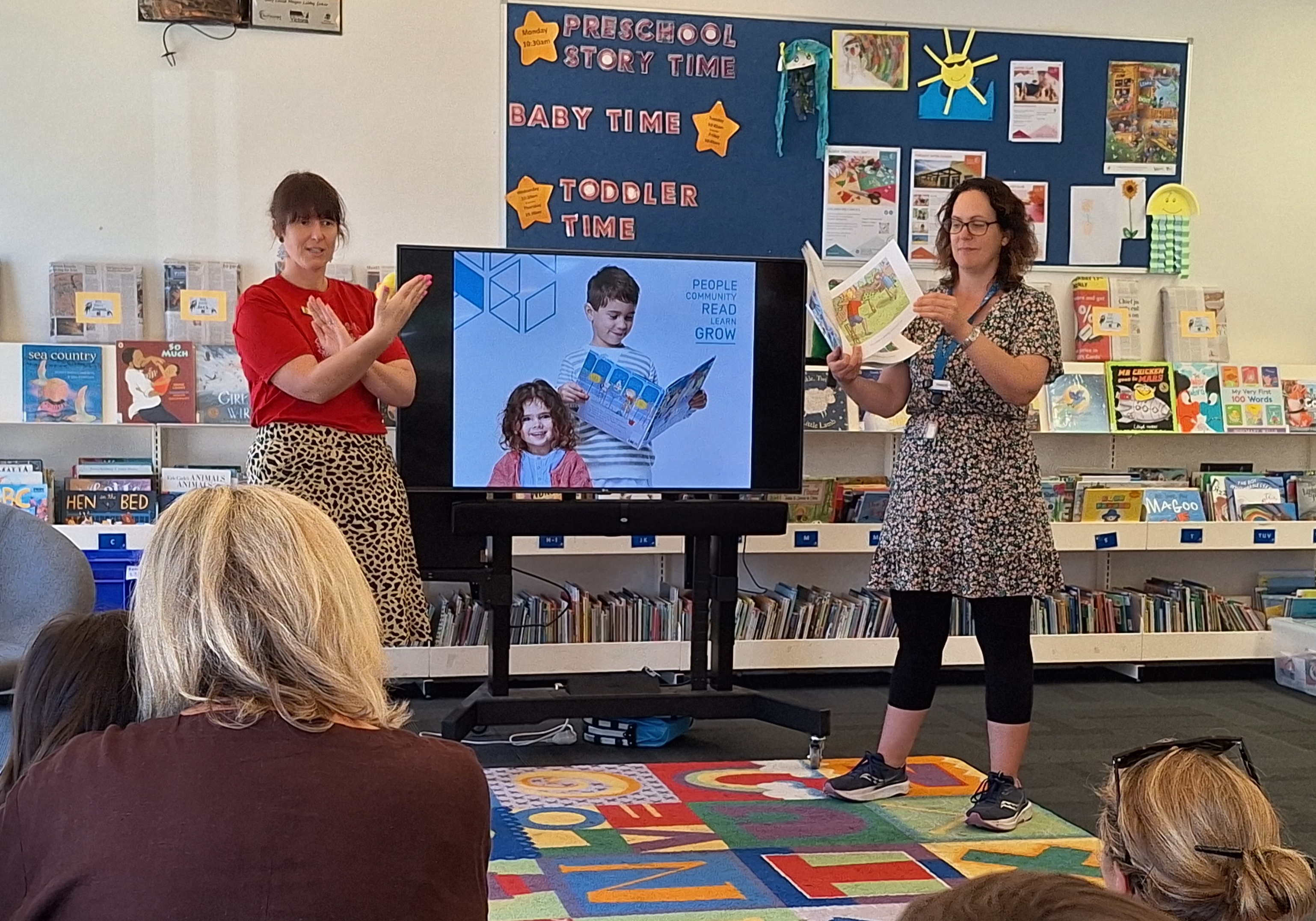 Renee-dOffay-and-Librarian-Frances-Healey-reading-My-Family-Lunch.jpg